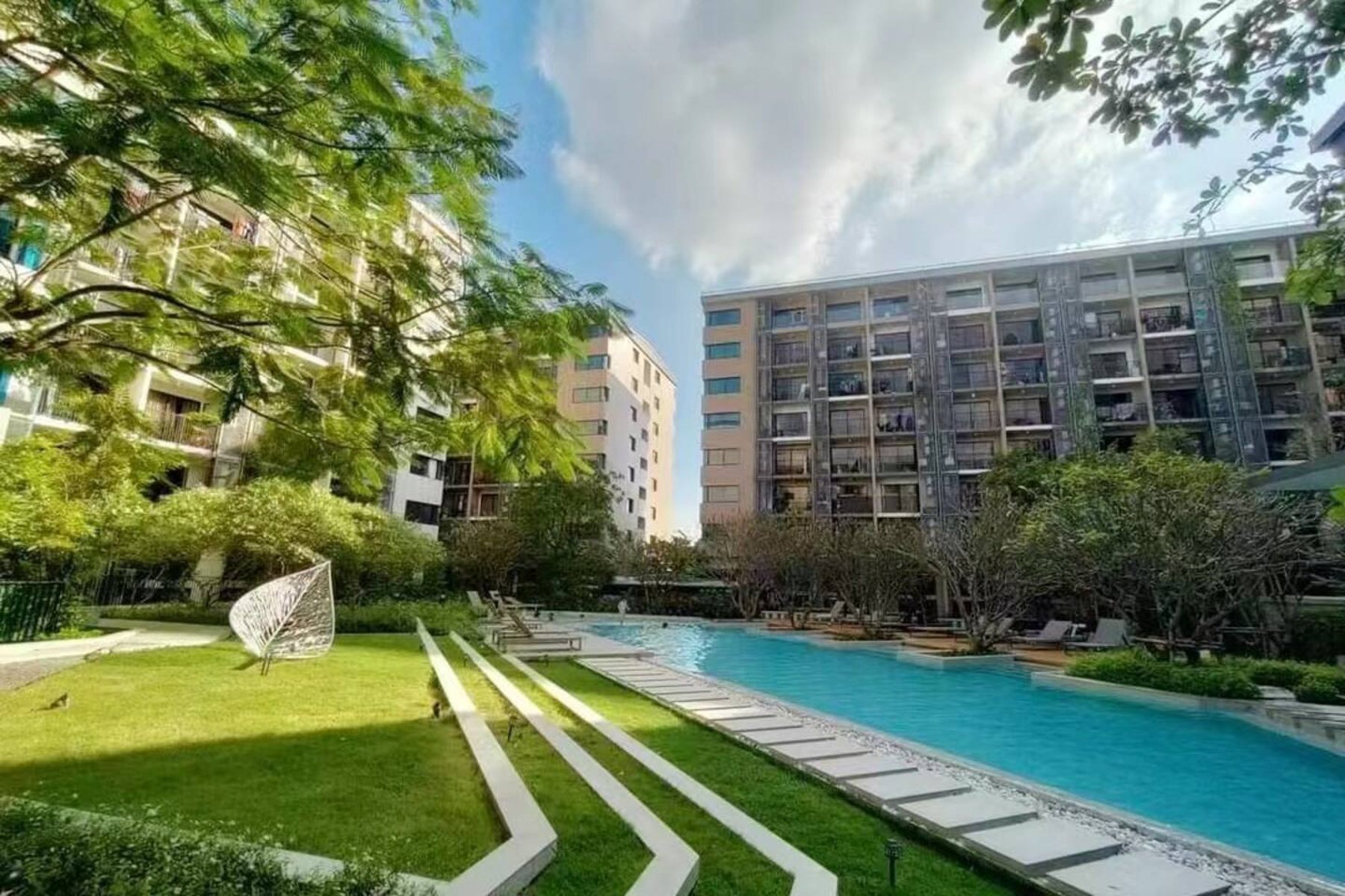 Blossom Condo Sathon-Charoenrat — 1-Bedroom, photo 1