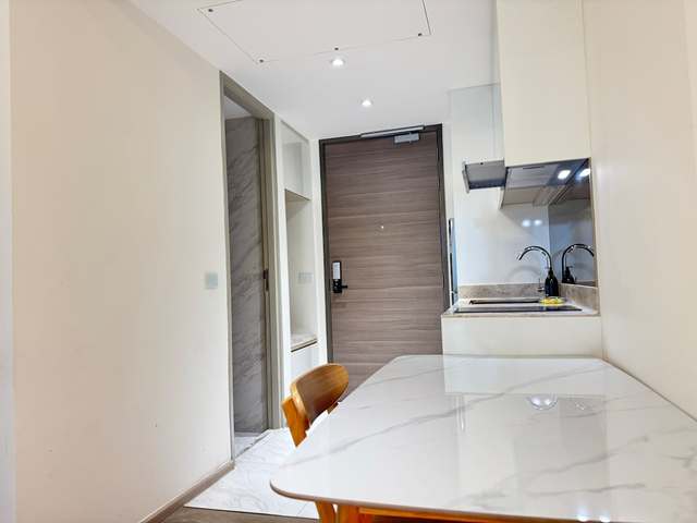 Fynn Asoke — 2-Bedroom, photo 7
