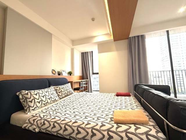 Fynn Asoke — Studio, photo 4