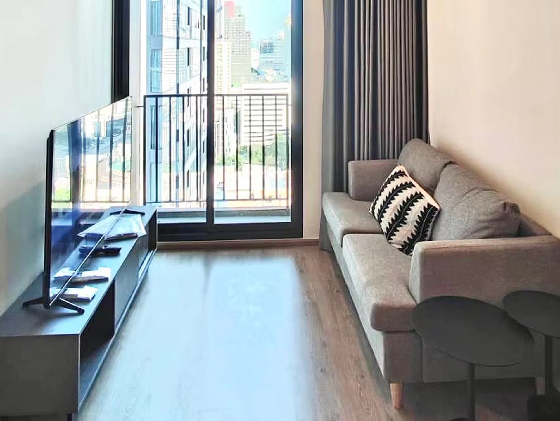 Nue District R9, Bangkok