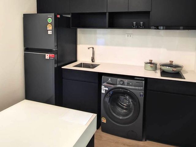 Nue District R9 — 1-Bedroom, photo 8